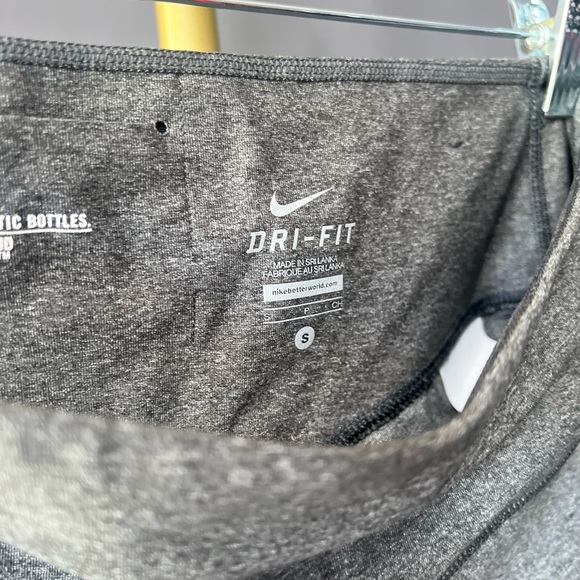 Nike dri fit capri - Picture 8 of 9